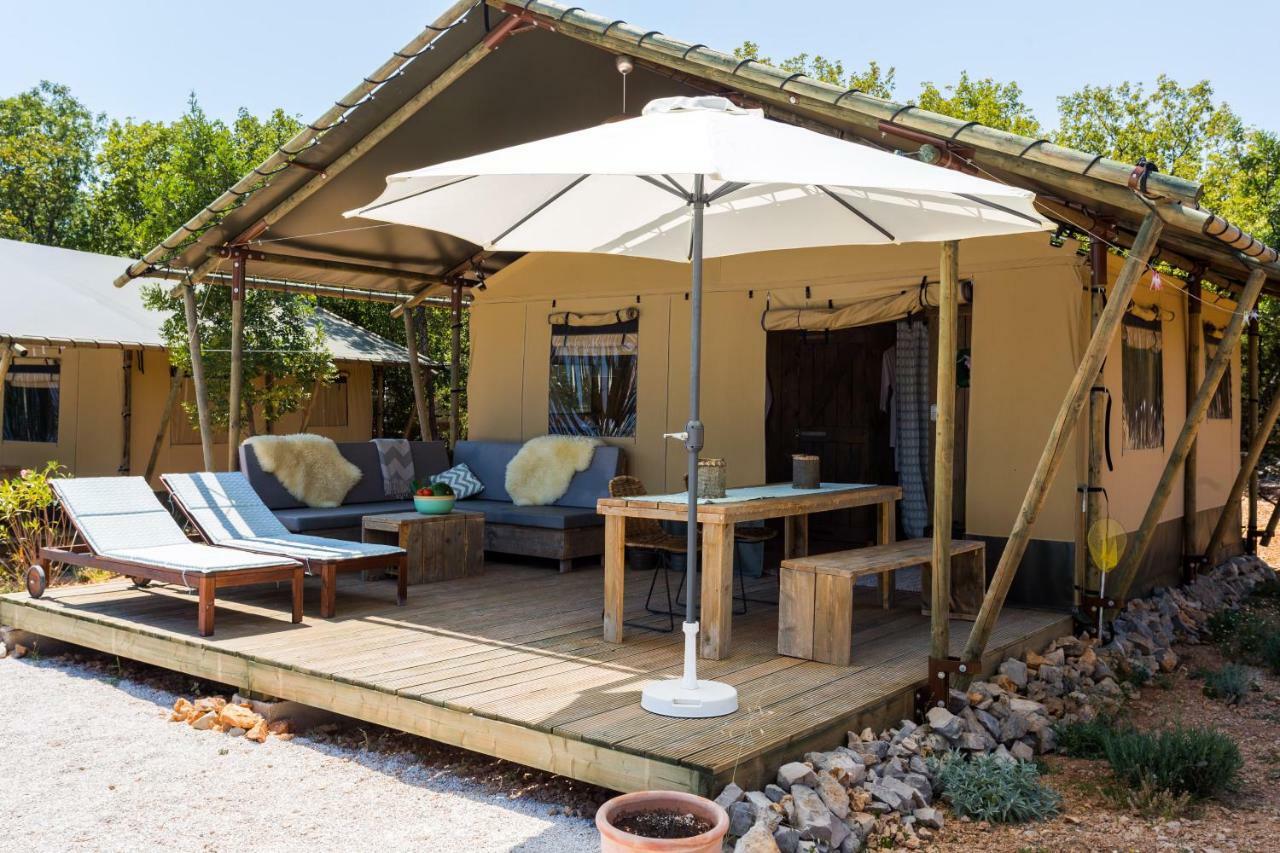 Hotel Boutique Camping Nono Ban Gornji Humac Exterior foto
